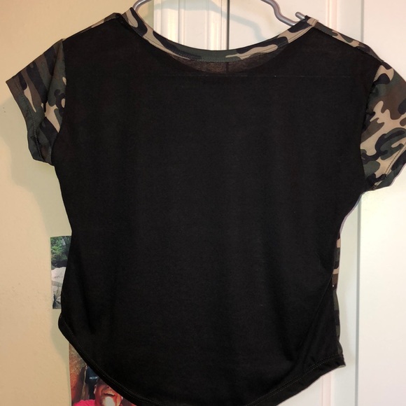 Adidas crop top - Picture 2 of 4